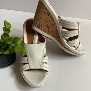 Sofft White Leather Wedge Sandals